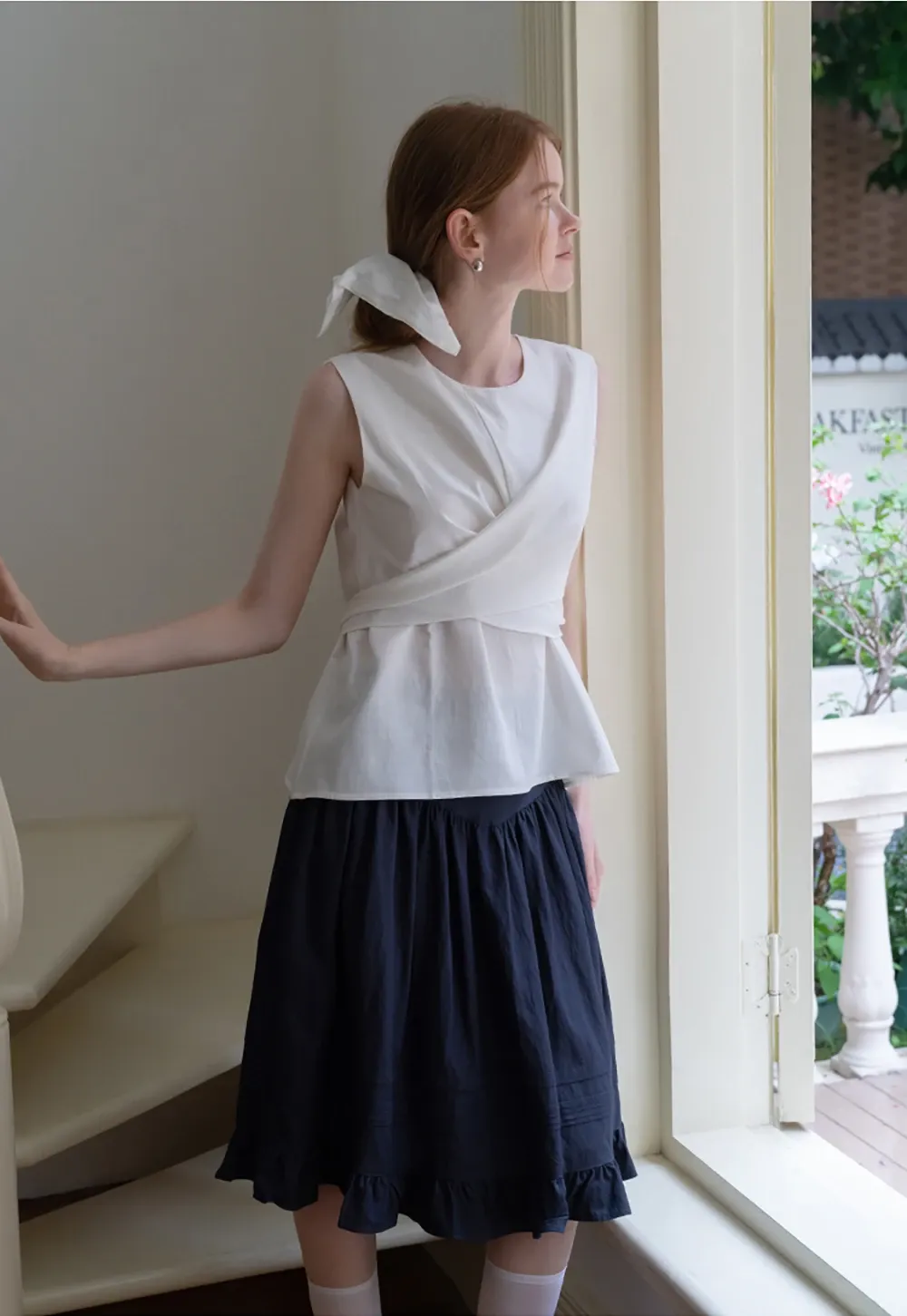 Women’s Twist-Front Sleeveless Peplum Top