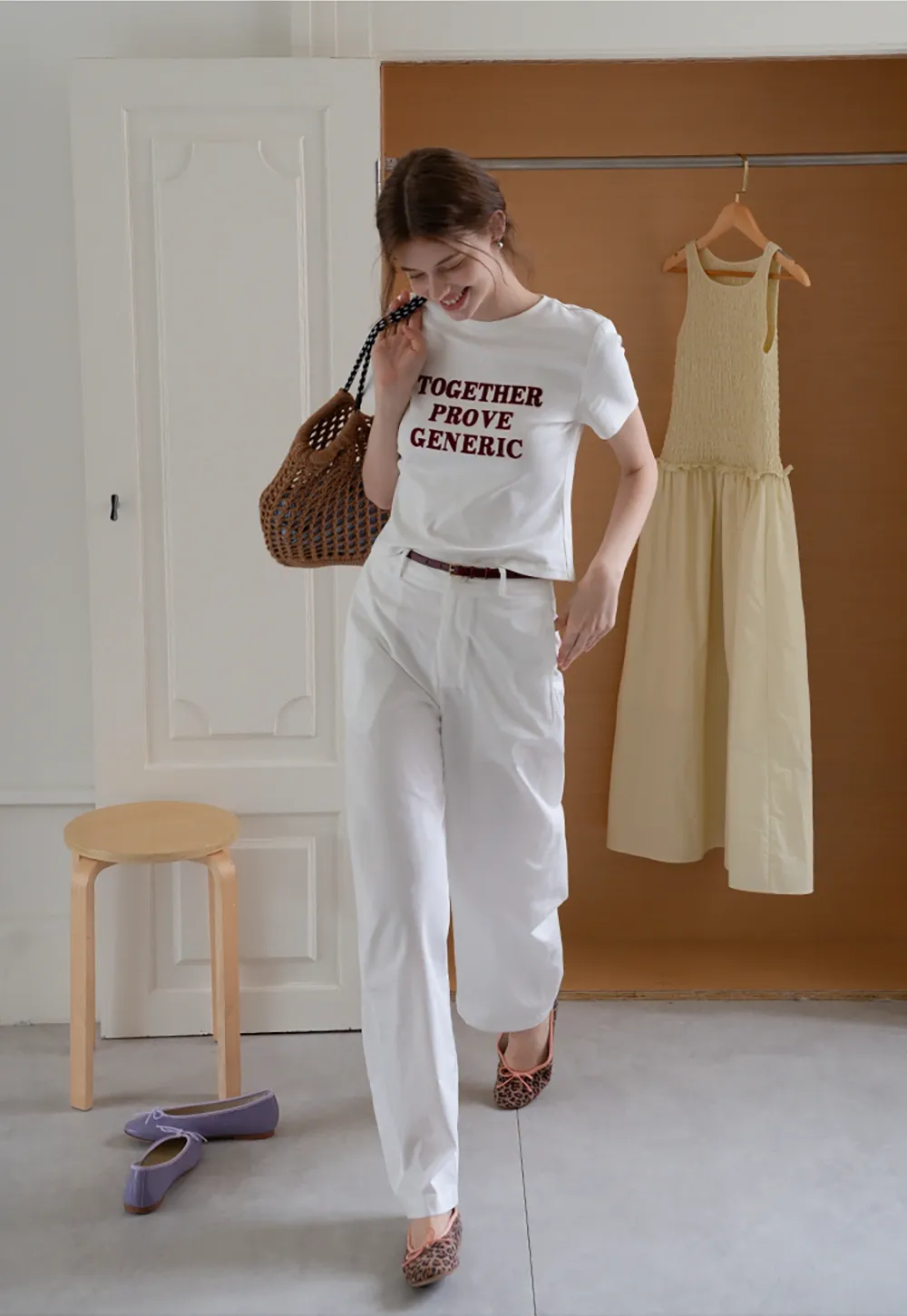 Women’s Letter Graphic Short-Sleeve Tee