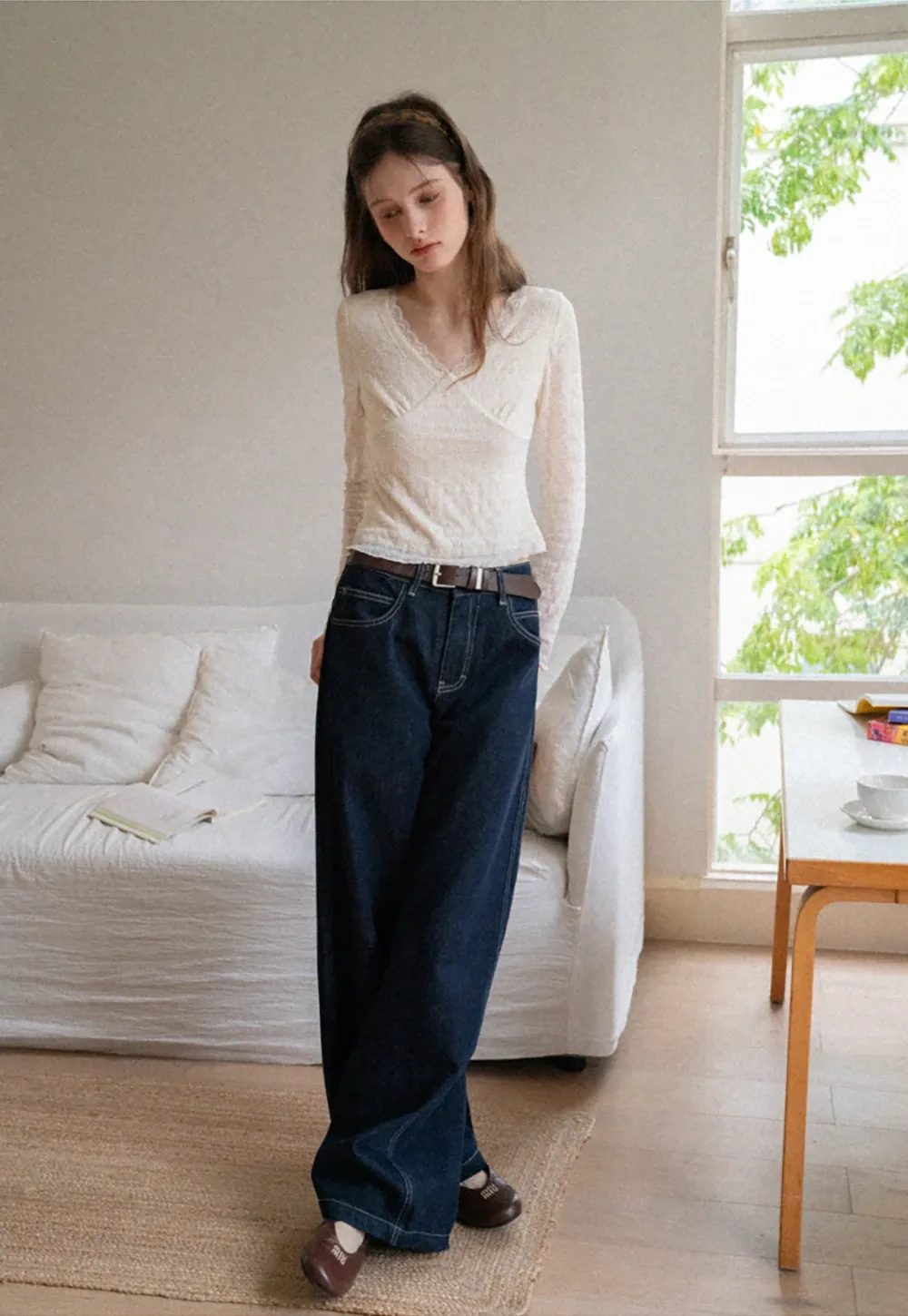 Women's Lace Trim Textured V-Neck Long Sleeve Top