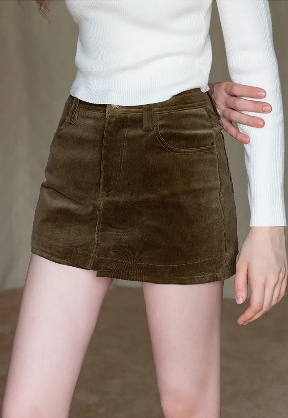 Womens Casual Corduroy Shorts with Pockets