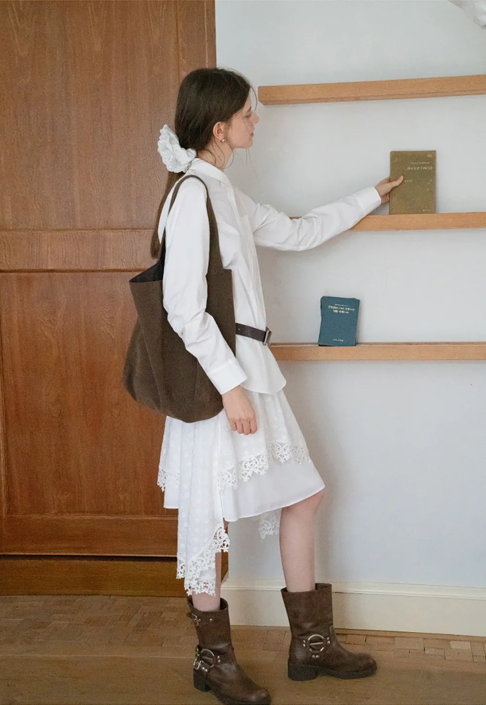 Womens Gingham Bow-Collar Long Sleeve Shirt