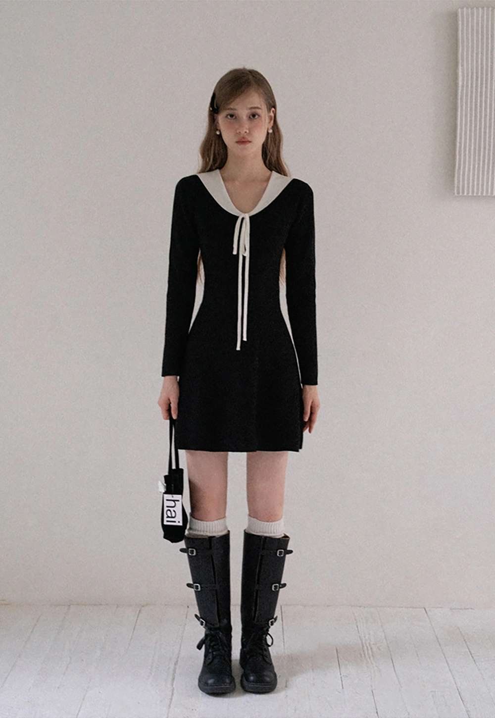 Womens Contrast Tie Collar Knit Dress