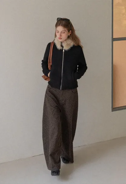 Women Faux Fur Collar Zip Up Short Jacket