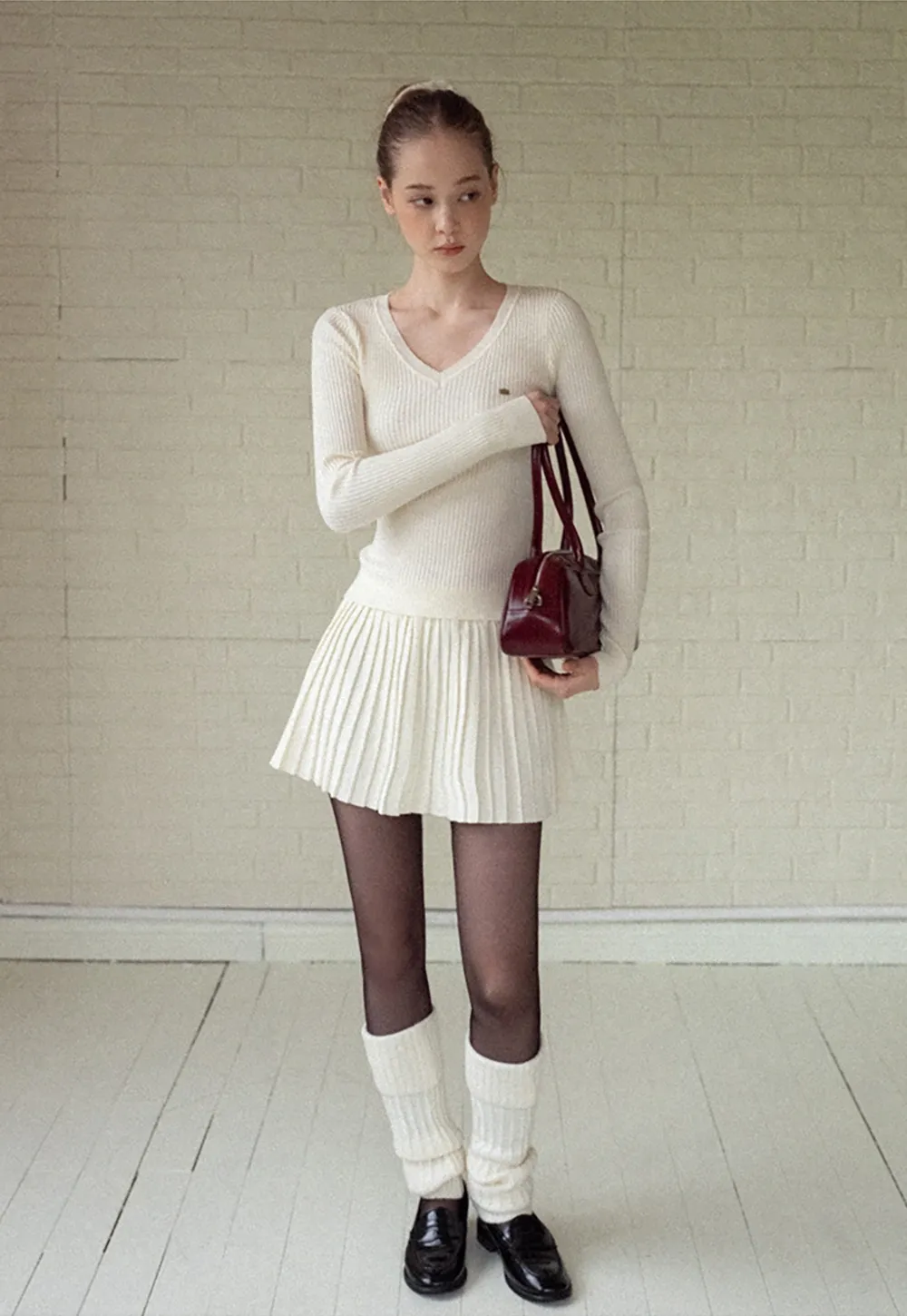 Women Elegant Pleated Skirt and Sweater Set