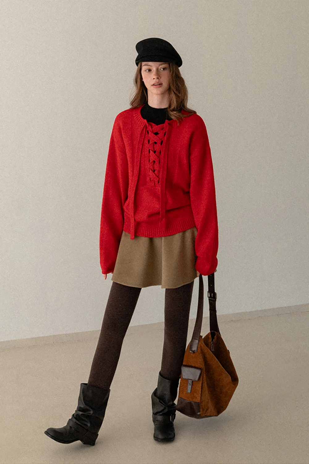 Chic Bow Tie Round Neck Sweater