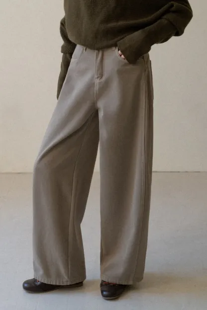 Loose Fleece-Lined Jeans with Tassel Belt