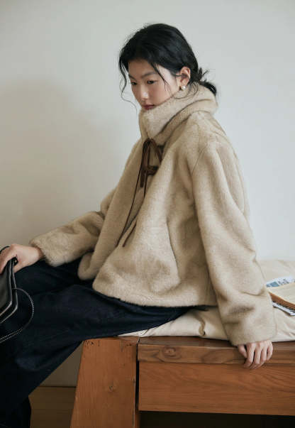 Women's Stand Collar Cropped Faux Fur Coat – EGGKA