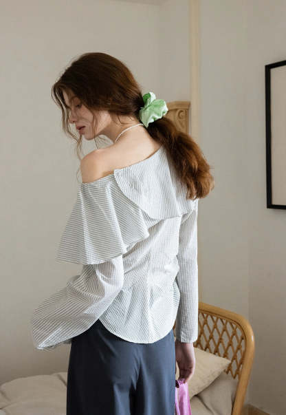 Off-Shoulder Ruffled Checkered Top with Long Sleeves