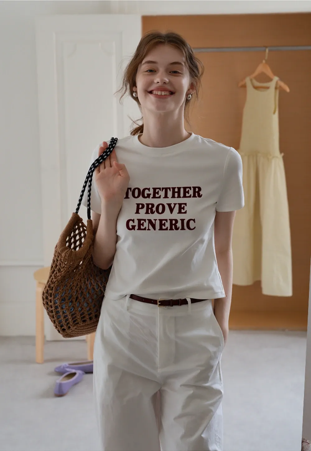 Women’s Letter Graphic Short-Sleeve Tee