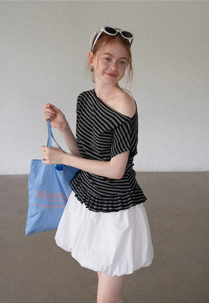 Women’s Striped Asymmetric Ruffle-Hem Tee