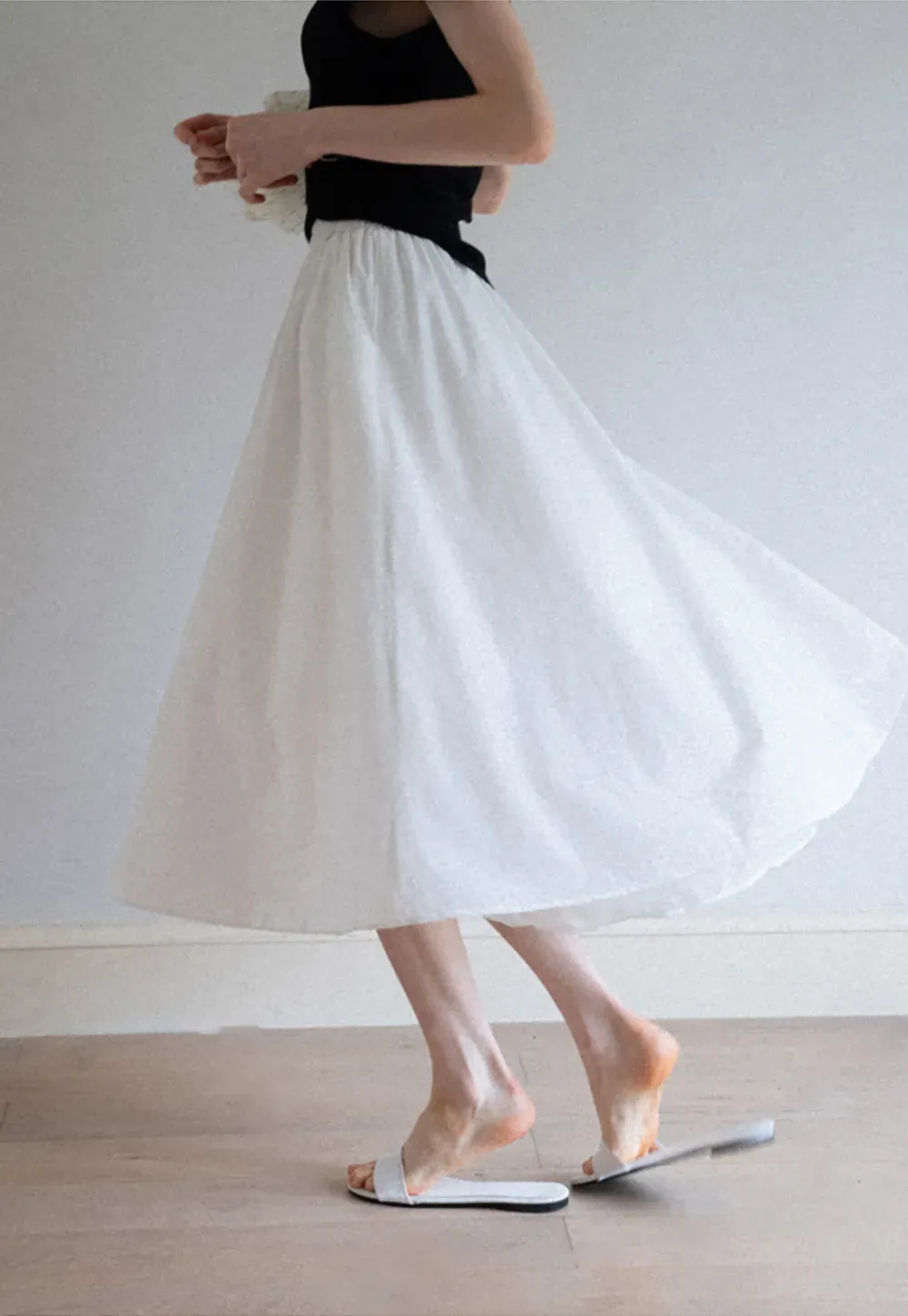 Flowy Elastic Waist Midi Skirt