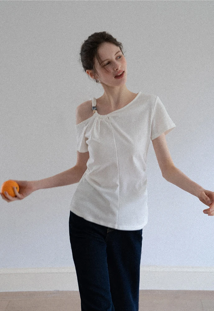 Women's Knotted Side Top with Beads