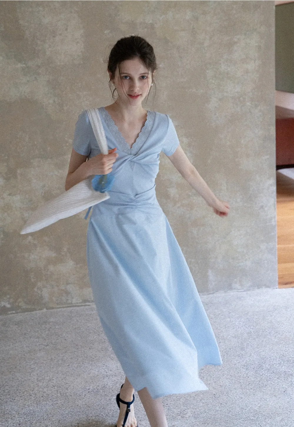 Women's Twist Front Short Sleeve Midi Dress