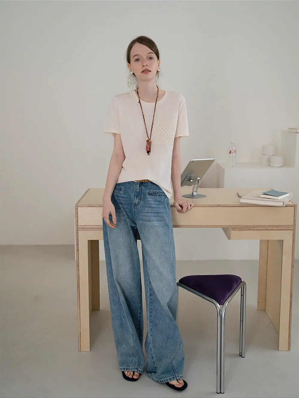 Women’s High Waist Straight Leg Jeans – Vintage Wash