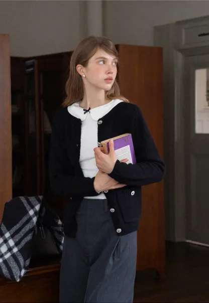 Crew Neck Knit Cardigan with Pockets