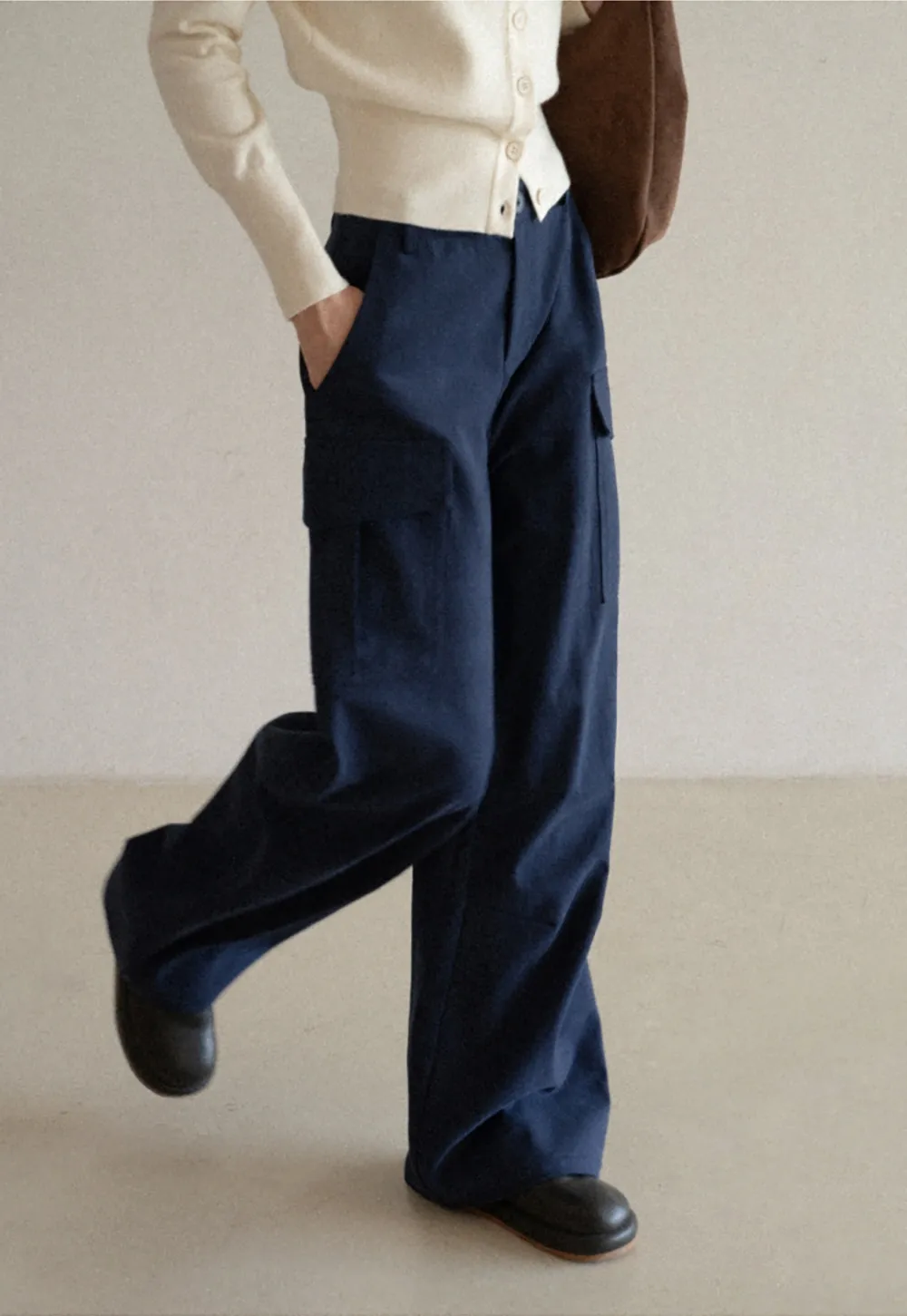 Womens Wide Leg Cargo Pants with Pockets