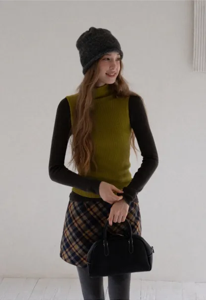 Womens Color Block Turtleneck Knit Top