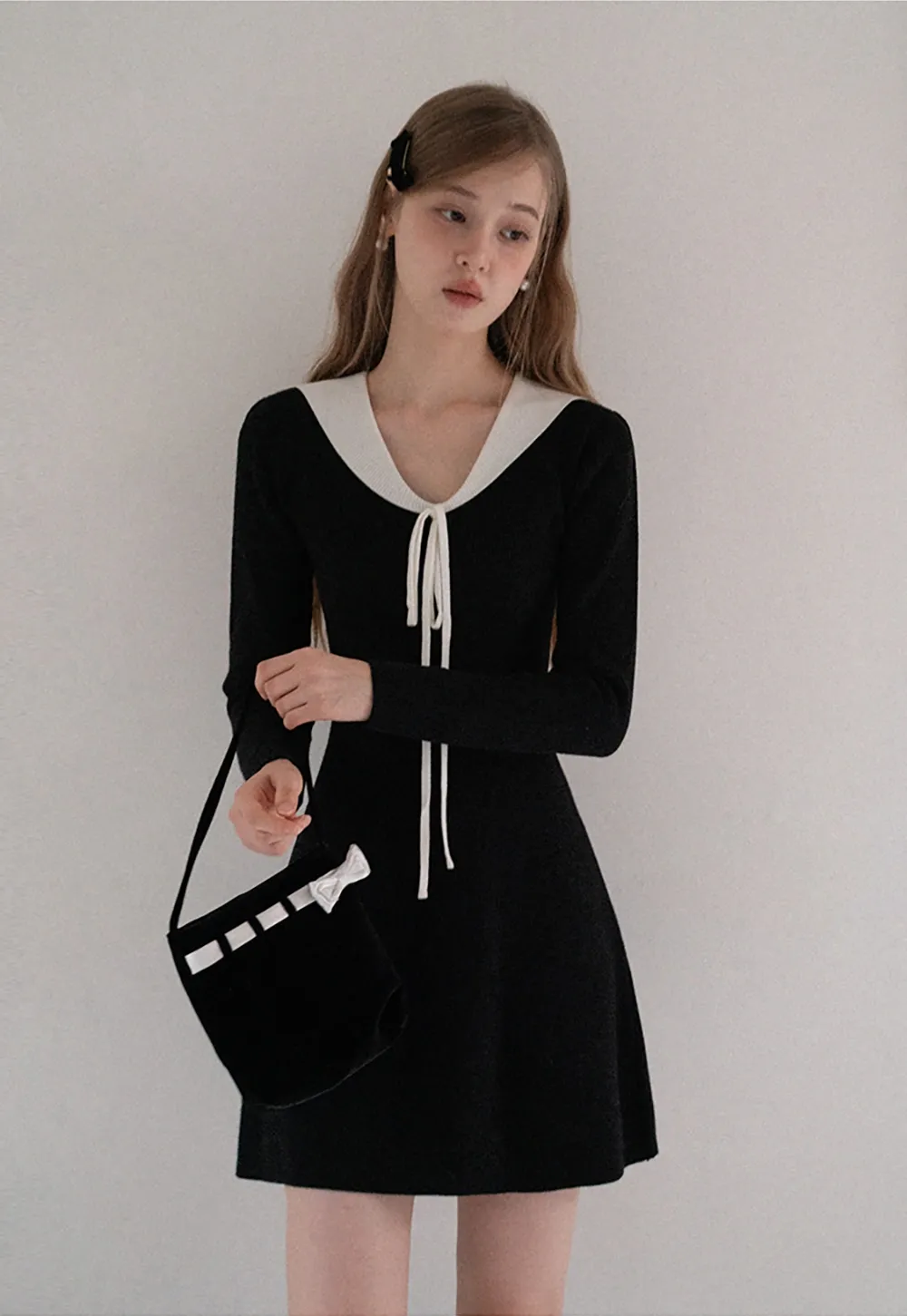 Womens Contrast Tie Collar Knit Dress