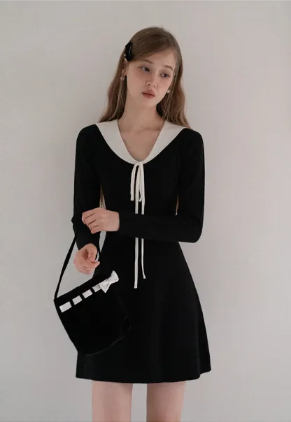 Womens Contrast Tie Collar Knit Dress