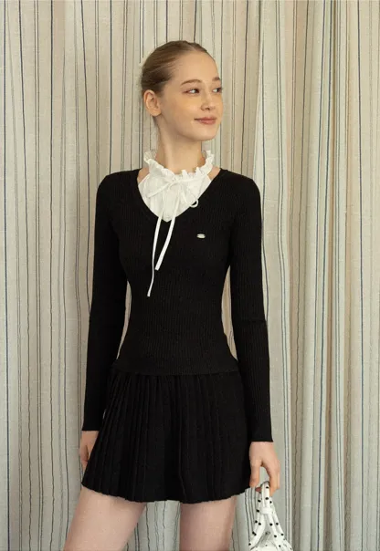 Women White Ruffle Collar Button-Down Crop Top