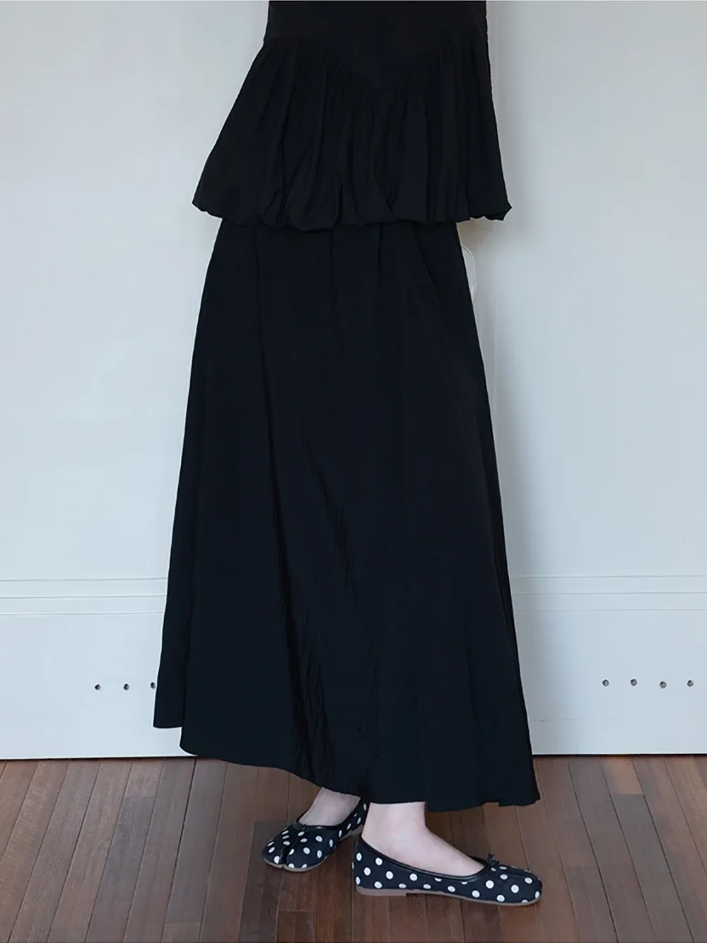 Women's High Waist Maxi Skirt with Flowing Hem