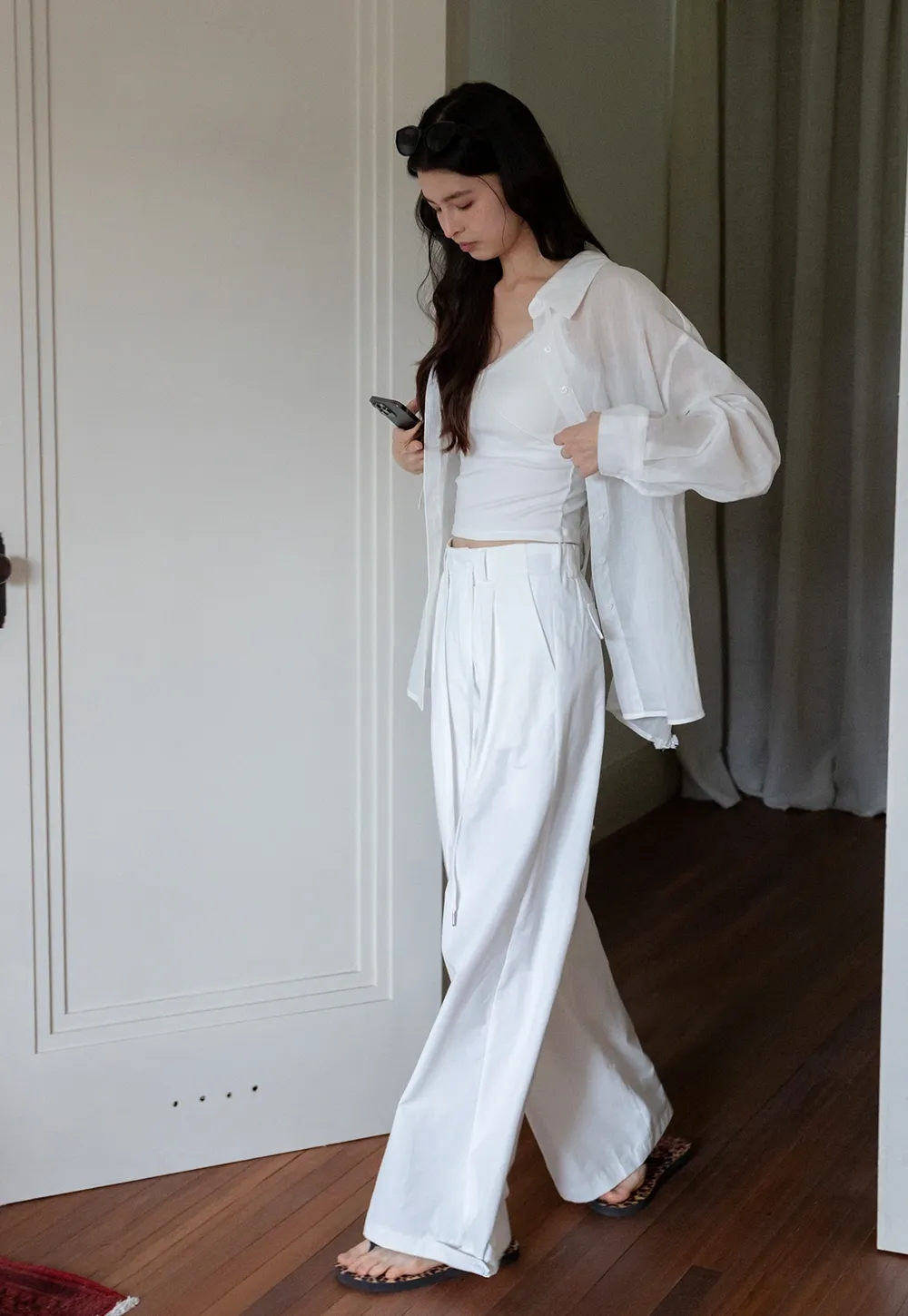 Women’s Pleated Wide Leg Pants