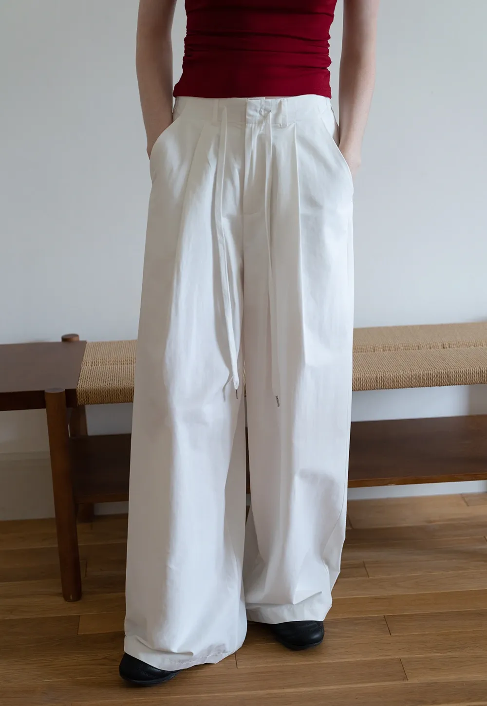 Women’s Pleated Wide Leg Pants