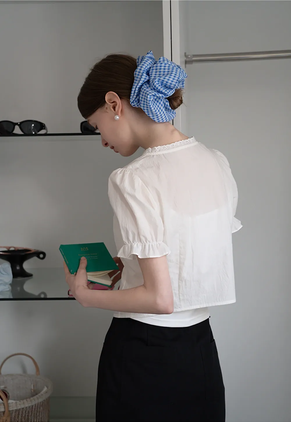 Eyelet Trim Puff Sleeve Tie-Front Blouse