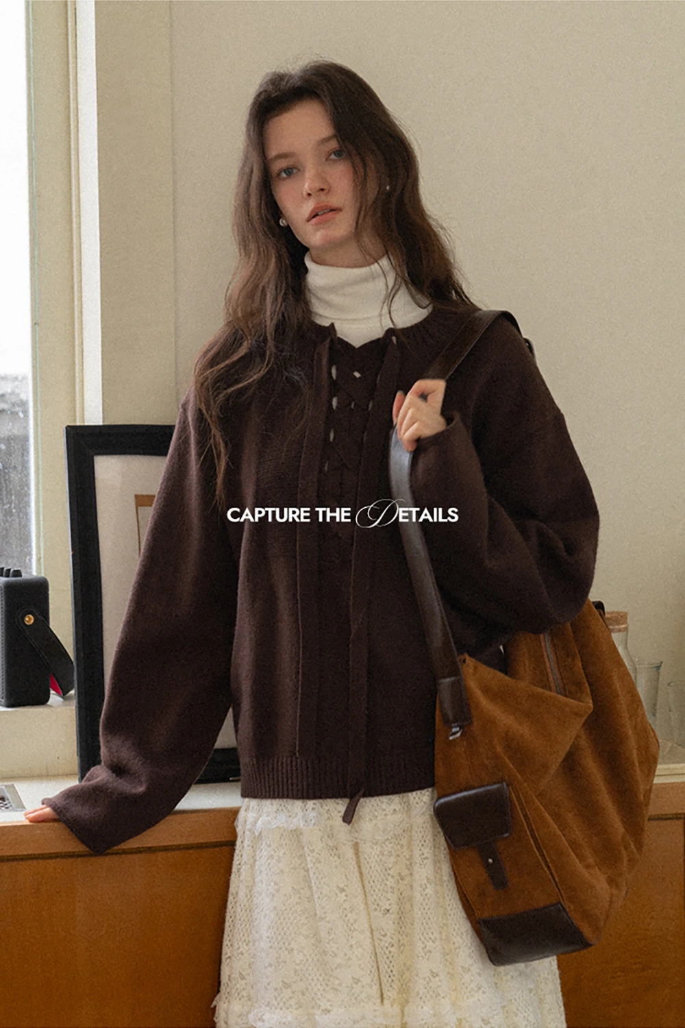 Chic Bow Tie Round Neck Sweater