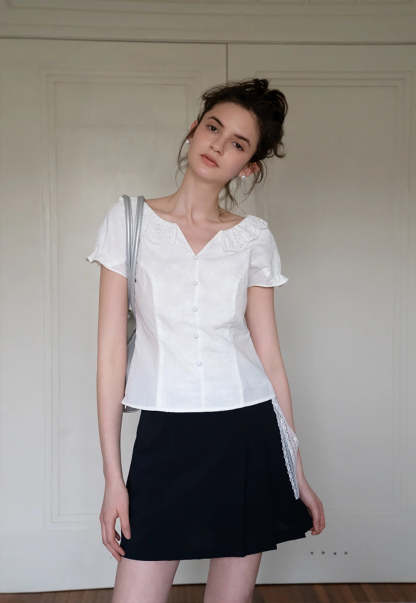 Women's Eyelet Lace V-Neck Blouse