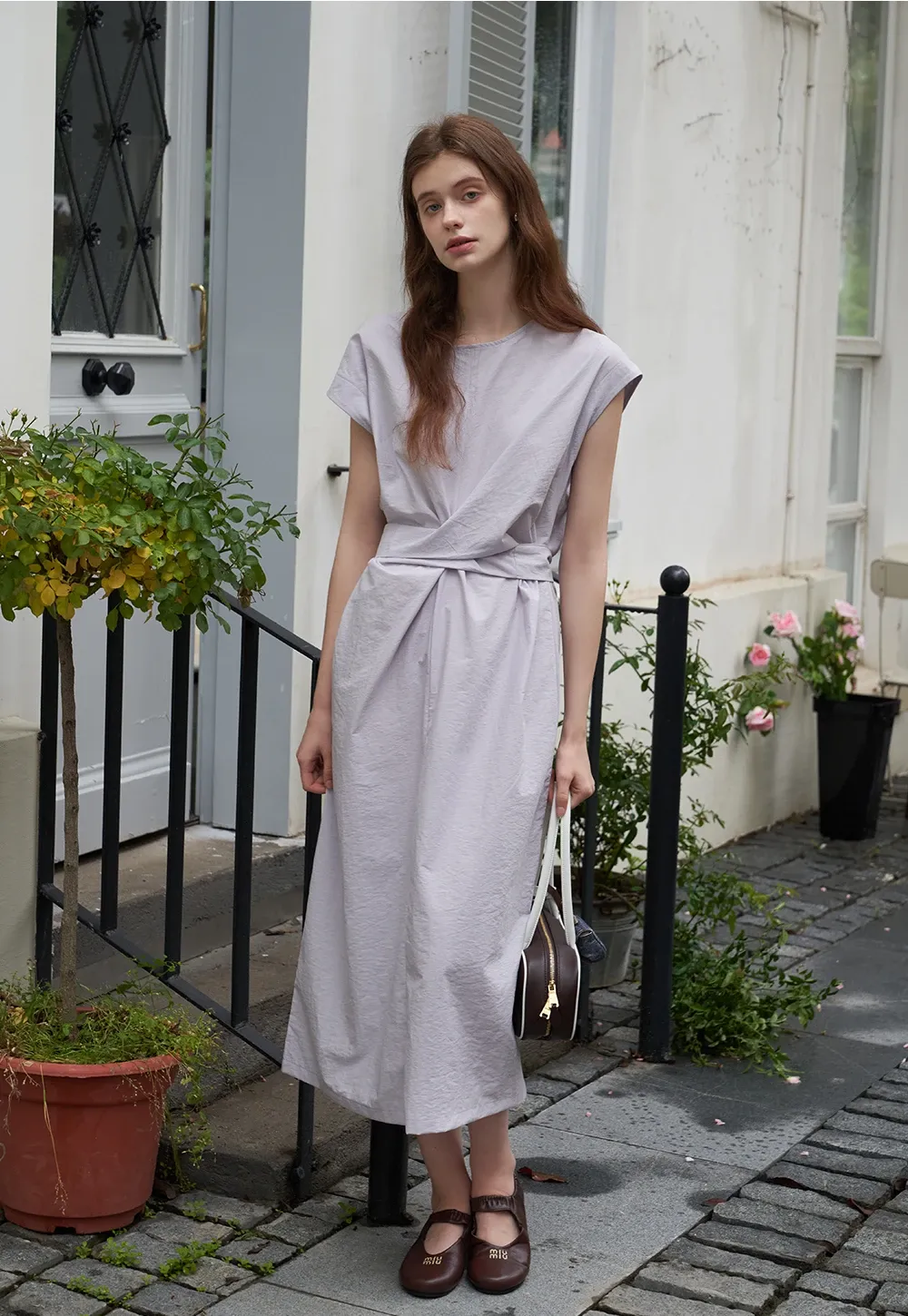 Women’s Twist-Front Sleeveless Midi Dress