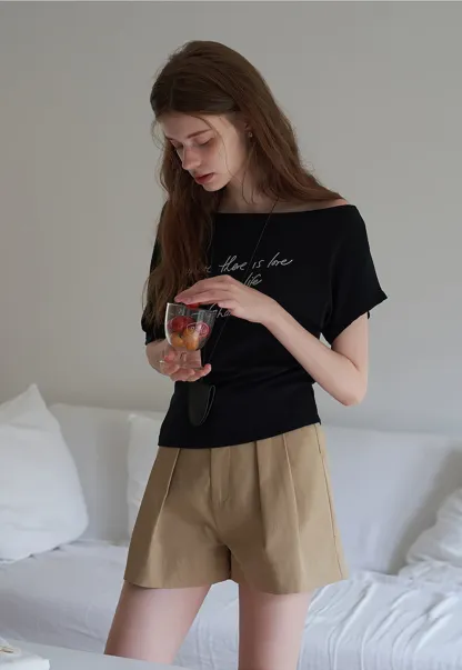 Women’s High-Waist Pleated Tailored Shorts