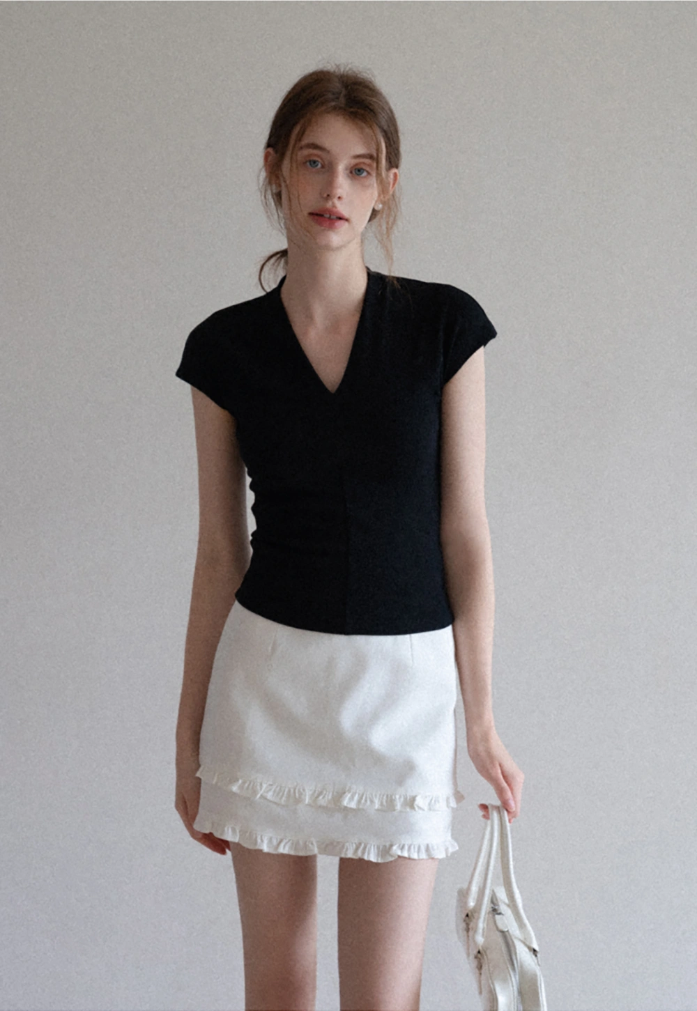 Women's V Neck Fitted Knit Top