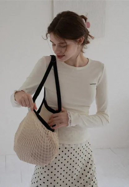 Women Crew Neck Ruched Side Lace Trim Long Sleeve Tee