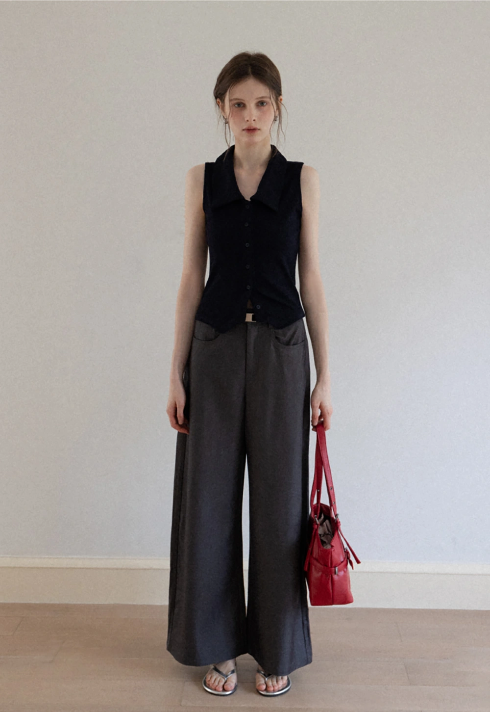 Women's Ribbed Sleeveless Polo Collar Knit Top