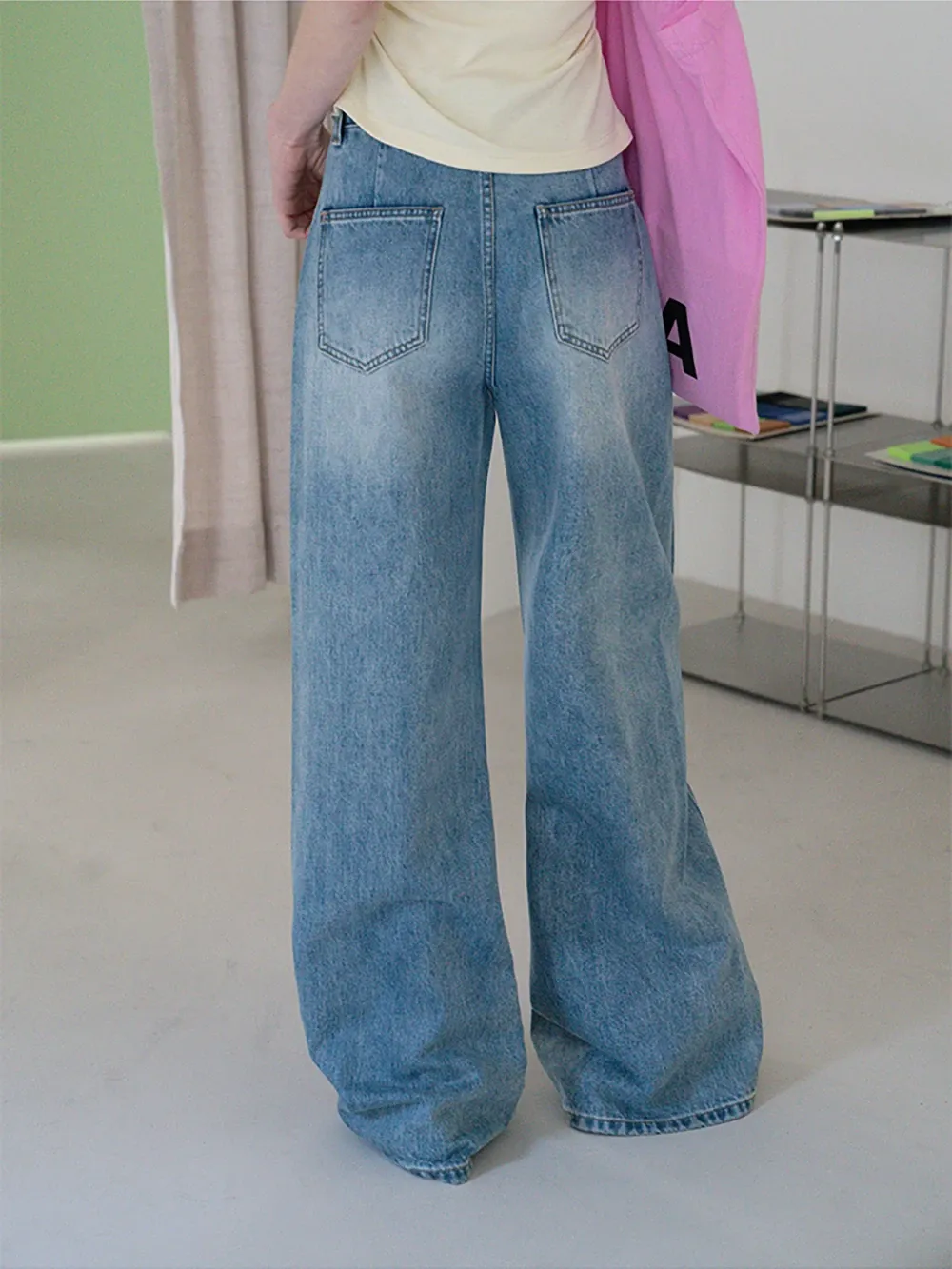 Women’s High Waist Straight Leg Jeans – Vintage Wash
