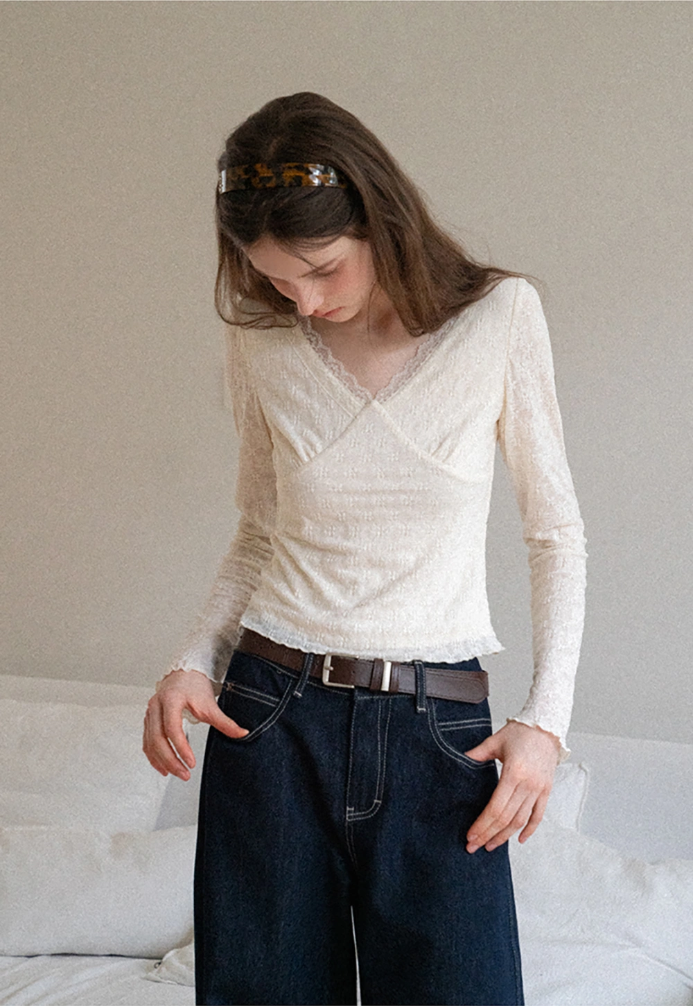 Women's Lace Trim Textured V-Neck Long Sleeve Top