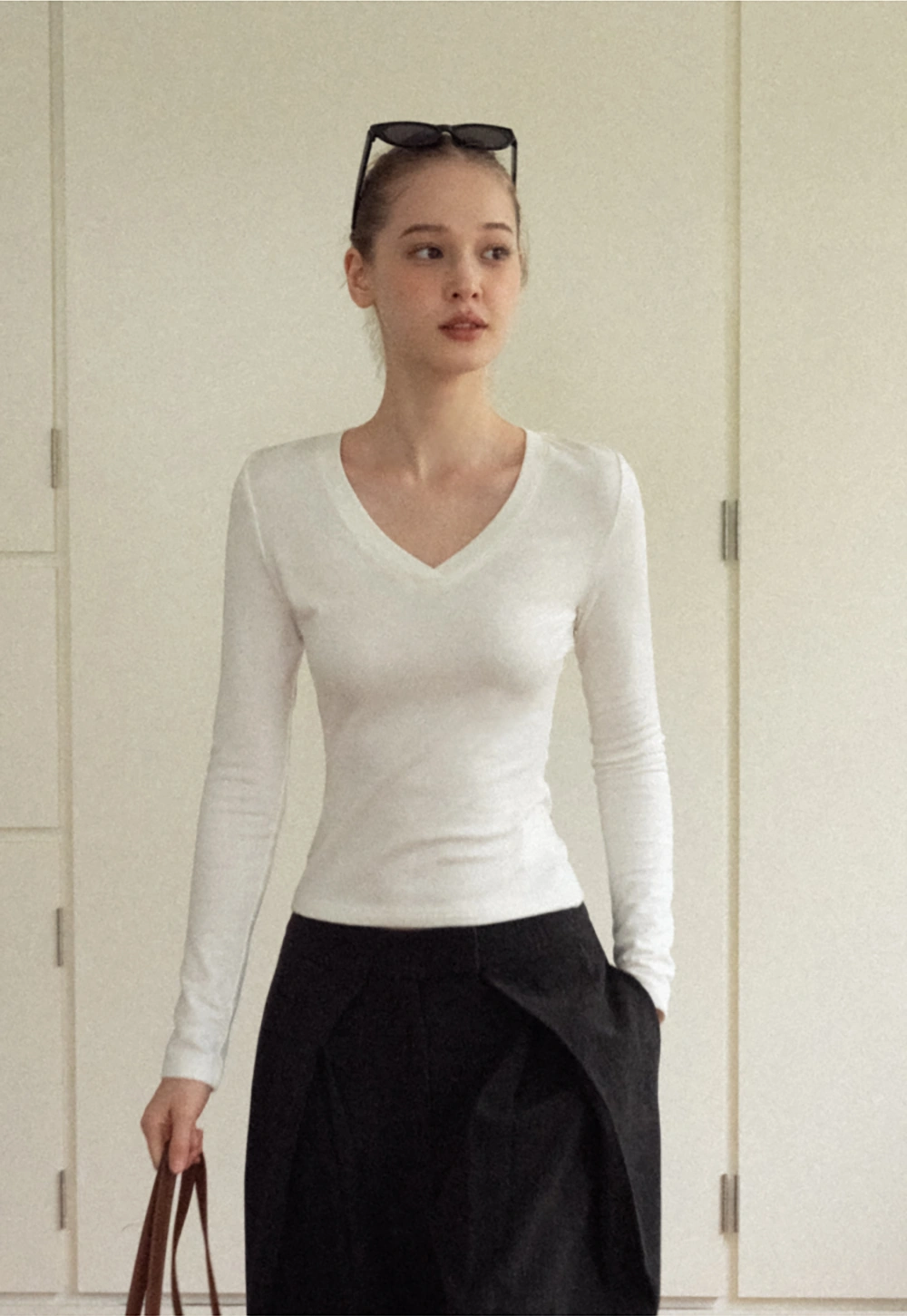 Women White V-Neck Long Sleeve Top