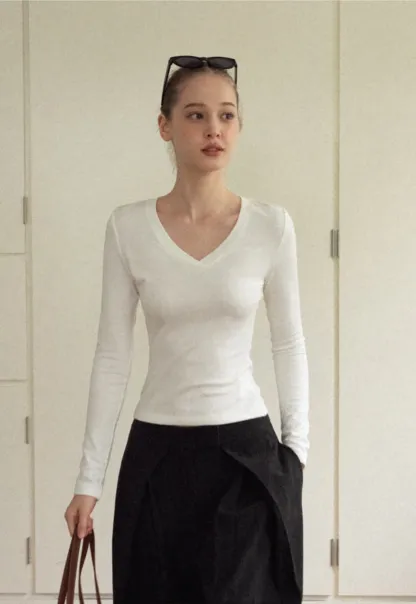 Women White V-Neck Long Sleeve Top