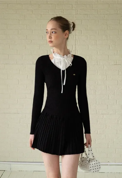 Women White Ruffle Collar Button-Down Crop Top