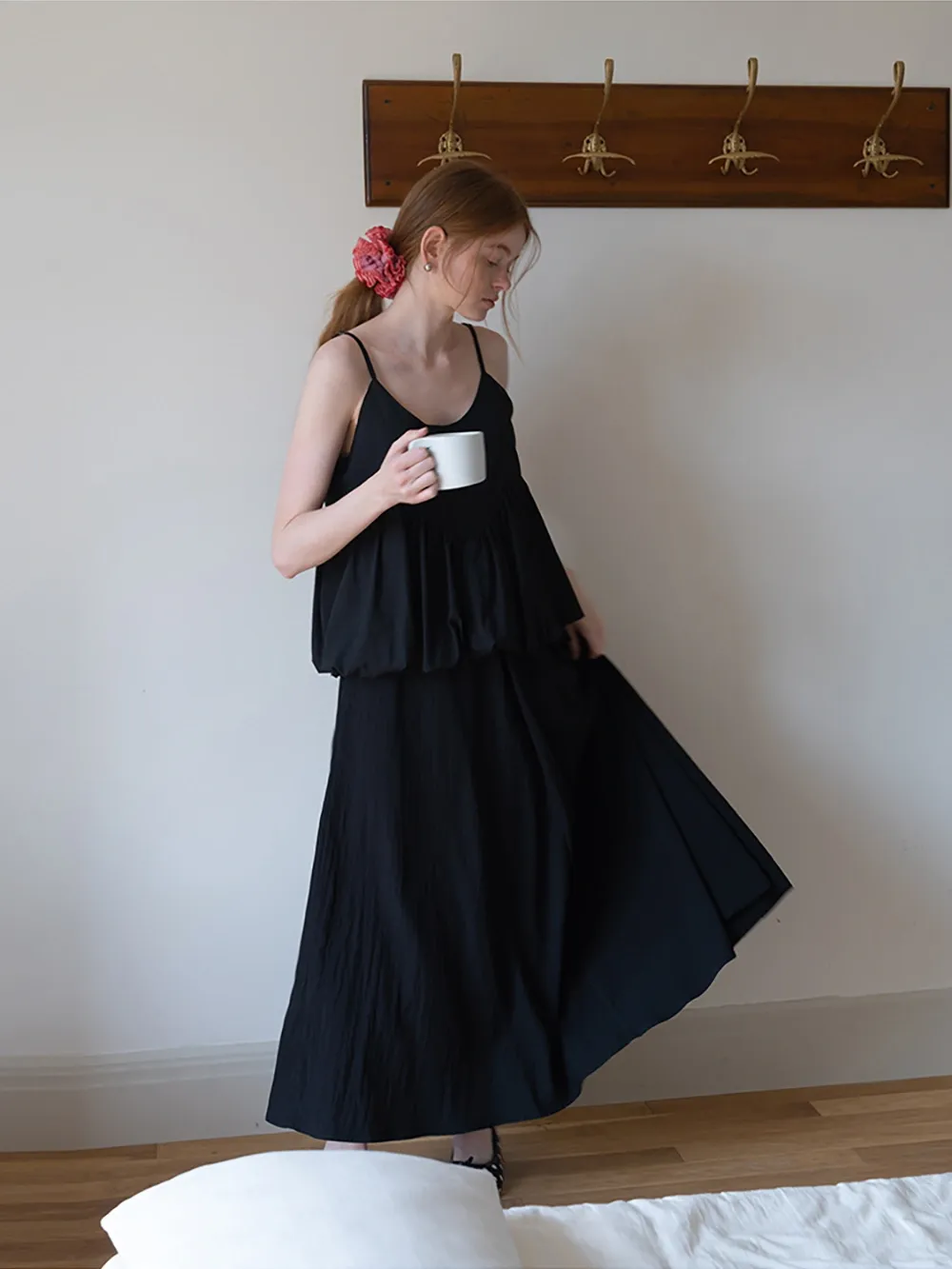 Women's High Waist Maxi Skirt with Flowing Hem