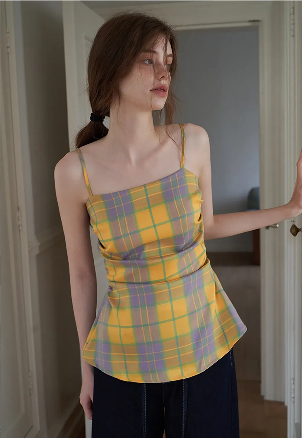 Women's Contrast Plaid Waist-Cinching Cami Top