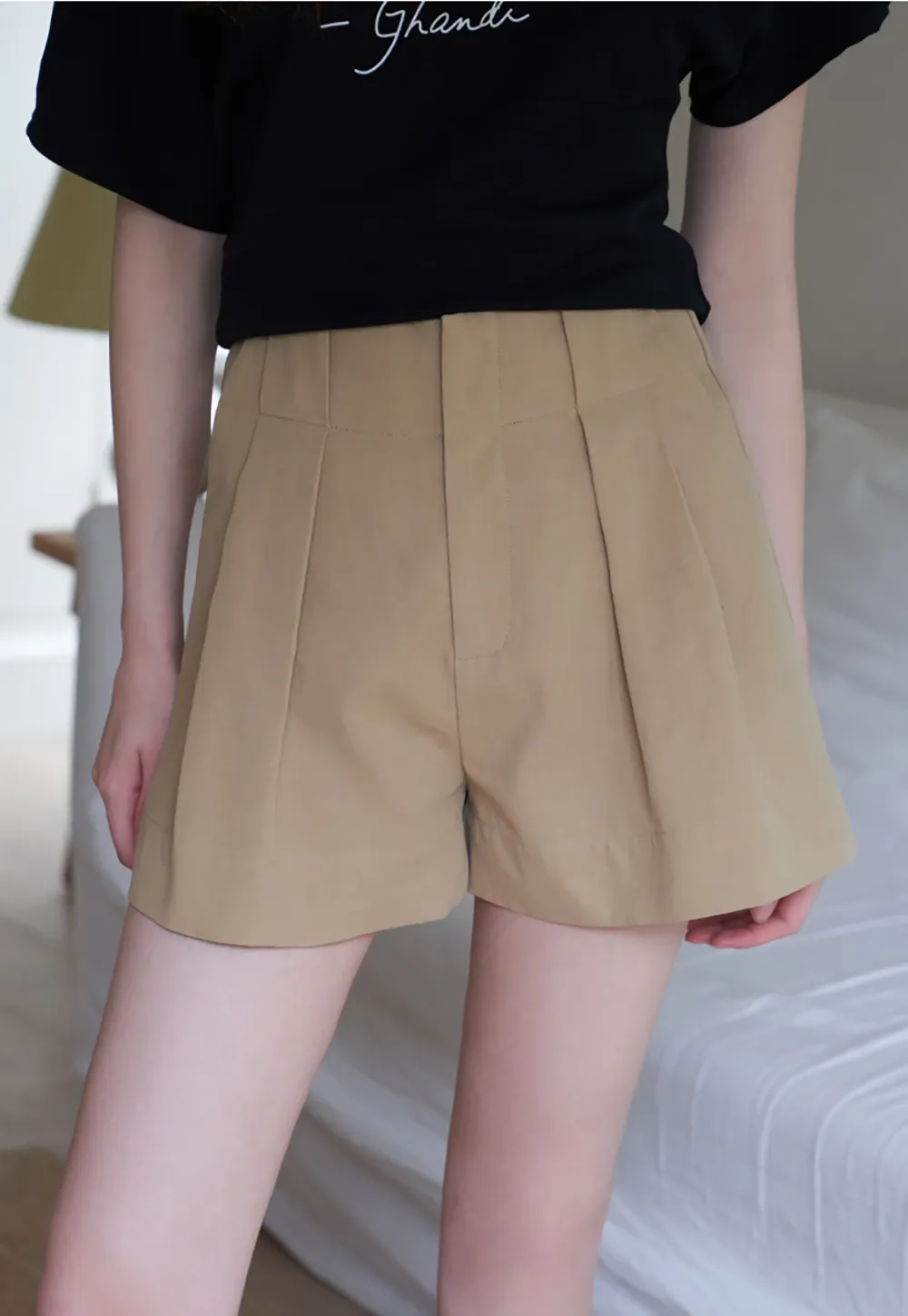 Women’s High-Waist Pleated Tailored Shorts