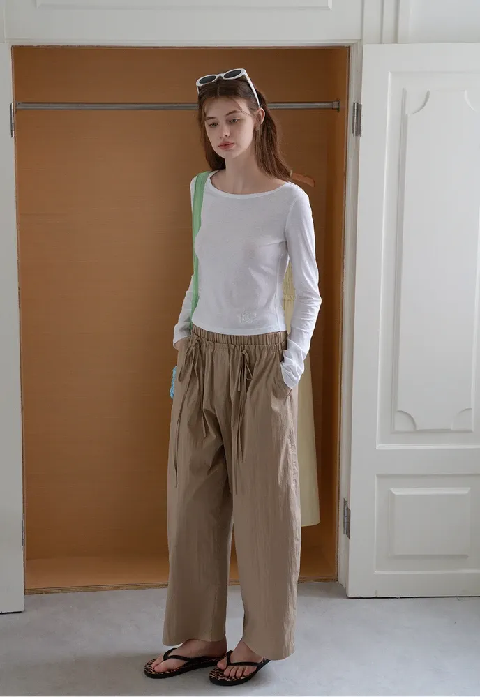 Women’s Cropped Long-Sleeve Tee