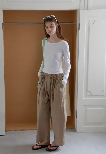 Women’s Cropped Long-Sleeve Tee