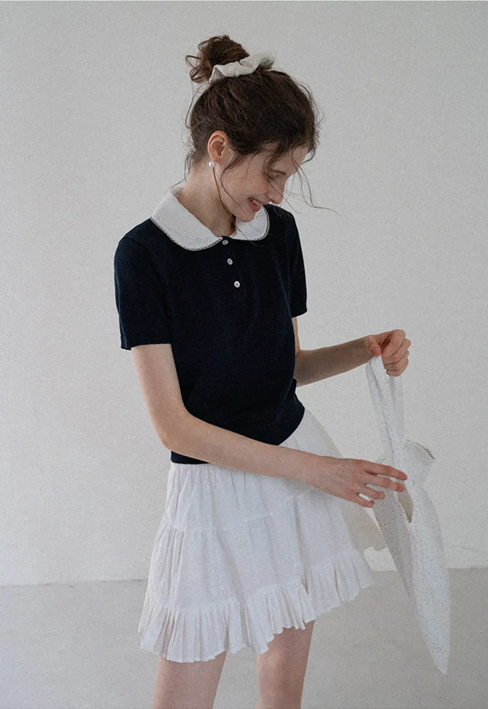 Contrast Peter Pan Collar Knit Top