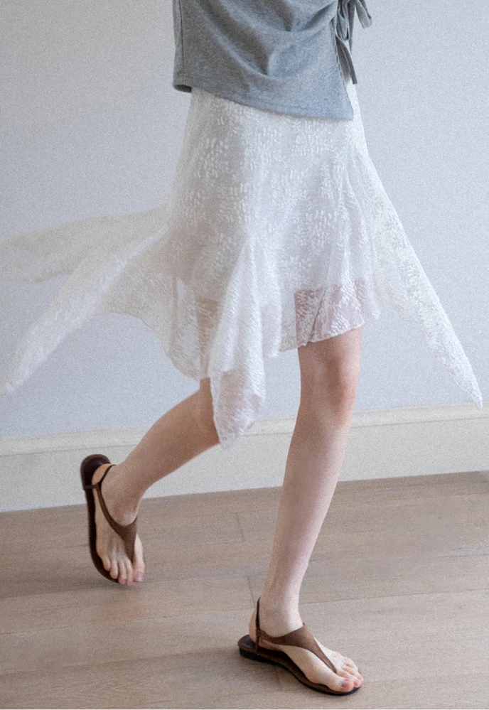 Women's Lace A-Line Skirt with Flowing Design