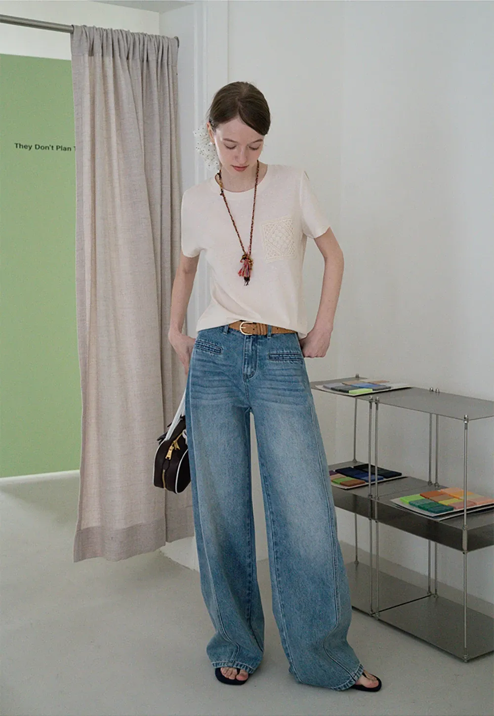Women’s High Waist Straight Leg Jeans – Vintage Wash