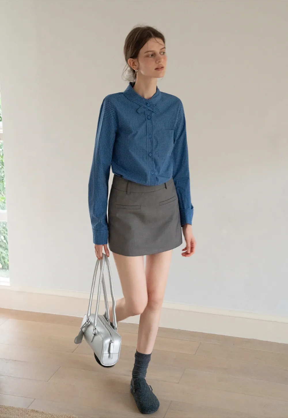 Womens Gingham Bow-Collar Long Sleeve Shirt