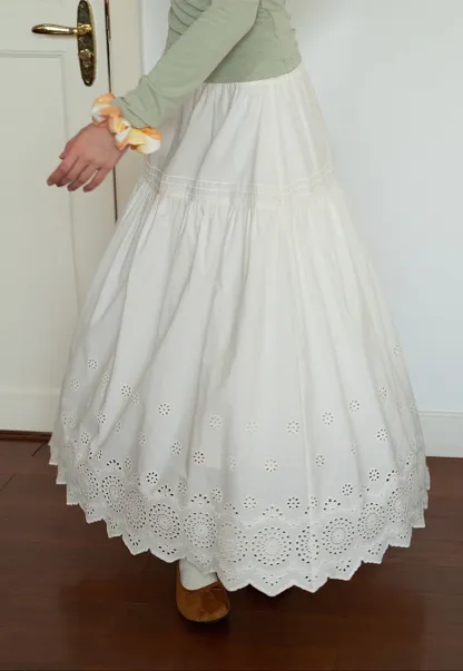 Womens Vintage White Maxi Skirt